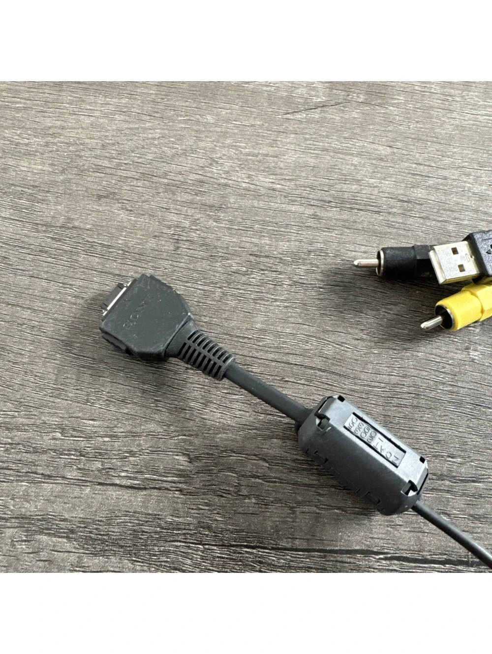 Genuine Sony TDK ZCAT 2035-0930 Audio Video USB Cybershot Camera Cable